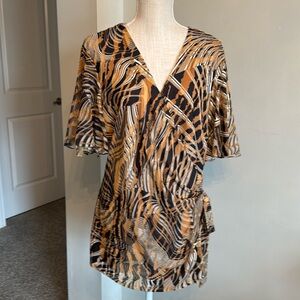 ANNE KLEIN -NWT Animal print wrap top